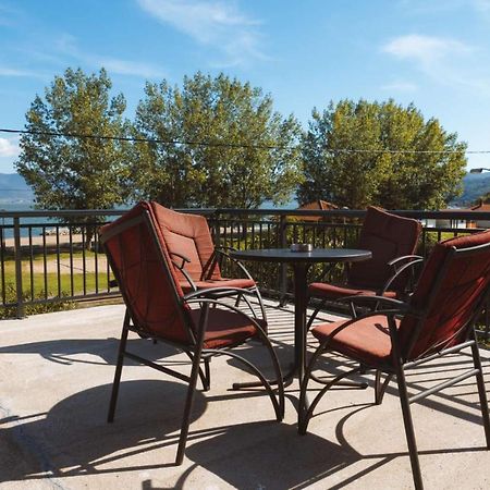 Apartmani Dordevic Ґолубац Екстер'єр фото
